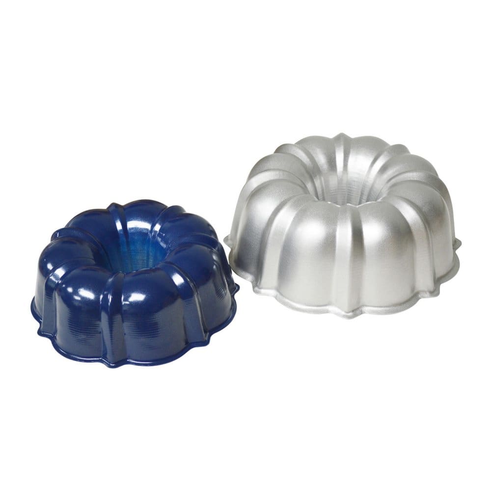 Nordic Ware 12 Cup Formed Aluminum Bundt Pan