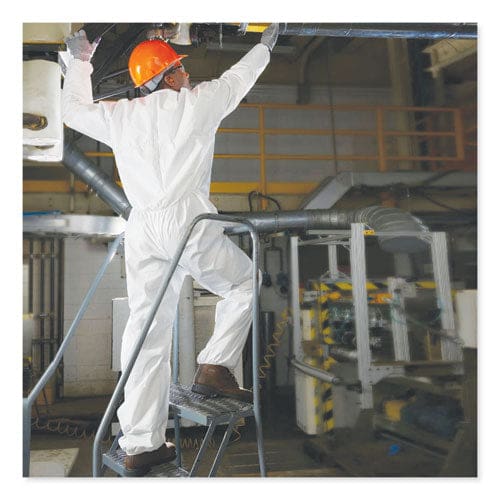 KleenGuard A30 Breathable Particle Protection Coveralls Large White 25/carton - Janitorial & Sanitation - KleenGuard™
