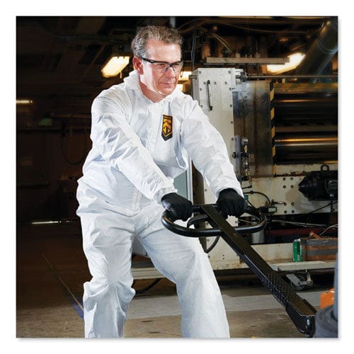 KleenGuard A40 Elastic-cuff Ankle Hood And Boot Coveralls X-large White 25/carton - Janitorial & Sanitation - KleenGuard™